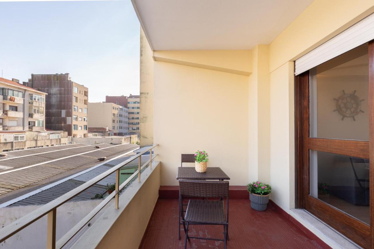 Host Wise - Trendy Bright Flats With Jacuzzi - 5 Min Beach ماتوسينهوس المظهر الخارجي الصورة